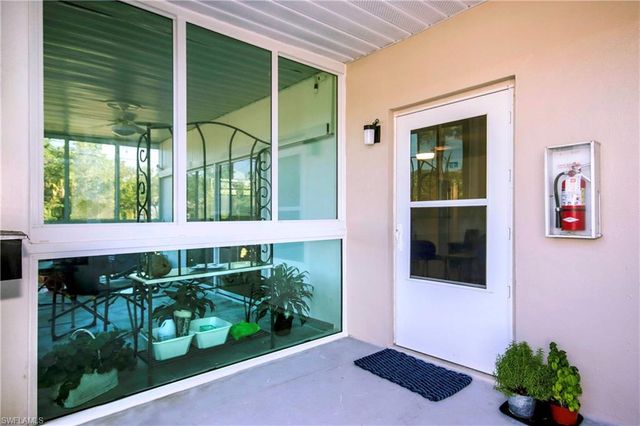 561 Periwinkle WAY # F1, Sanibel, FL 33957