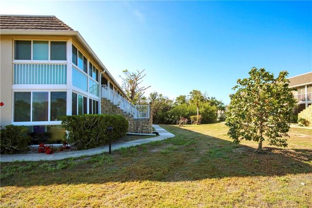 561 Periwinkle WAY # F1, Sanibel, FL 33957
