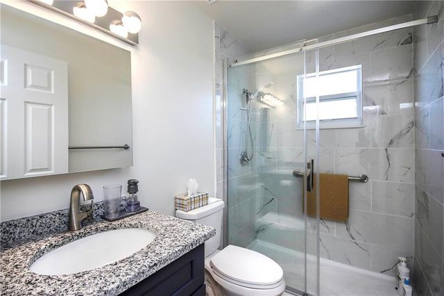 561 Periwinkle WAY # F1, Sanibel, FL 33957
