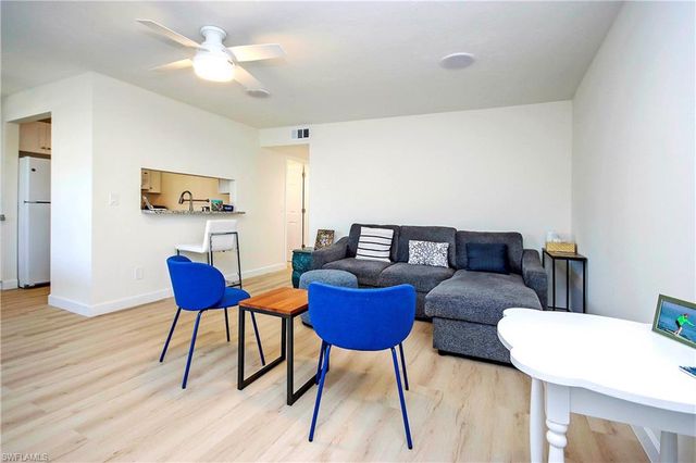 561 Periwinkle WAY # F1, Sanibel, FL 33957