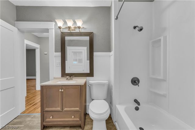 13409 S Parkway Drive, Garfield Heights, OH 44105