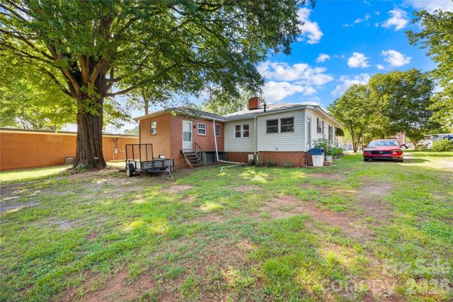103 Greenway Drive, Huntersville, NC 28078