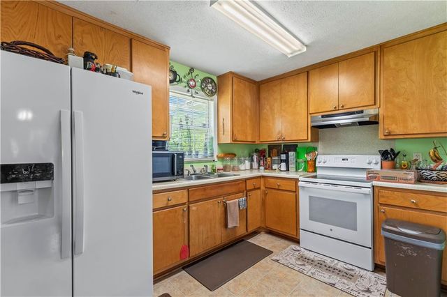 315 E Central Avenue, Griffin, GA 30223