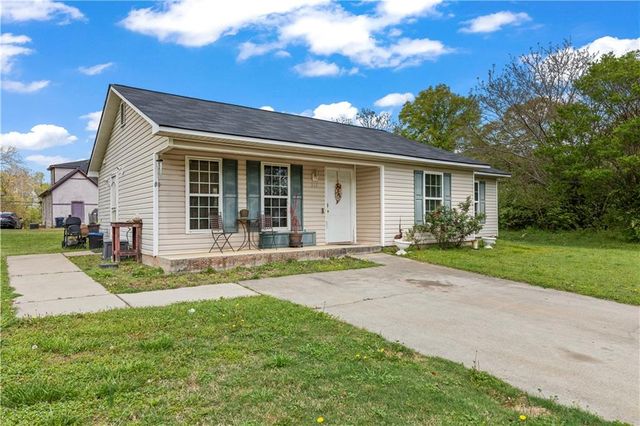 315 E Central Avenue, Griffin, GA 30223