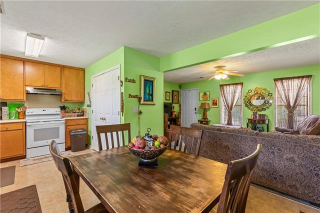 315 E Central Avenue, Griffin, GA 30223