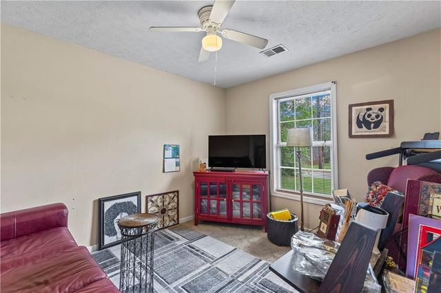 315 E Central Avenue, Griffin, GA 30223
