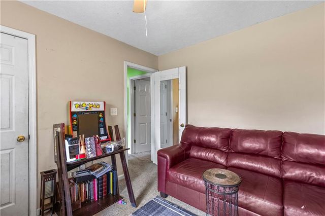 315 E Central Avenue, Griffin, GA 30223