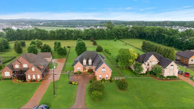 1191 Lone Oak Rd, Mount Juliet, TN 37122