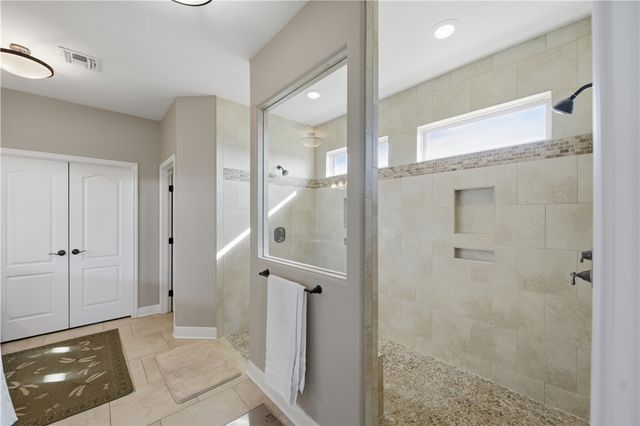 5425 Kitty Hawk Dr, Corpus Christi, TX 78414