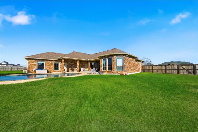 5425 Kitty Hawk Dr, Corpus Christi, TX 78414