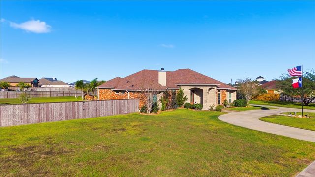 5425 Kitty Hawk Dr, Corpus Christi, TX 78414