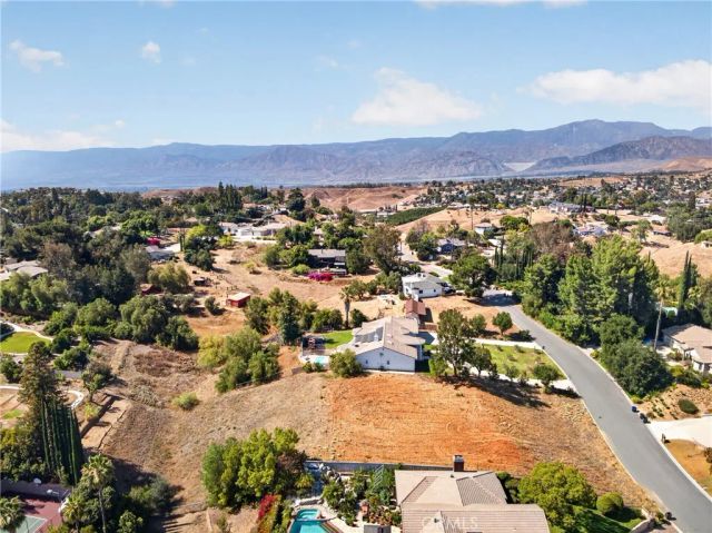 0 South, Redlands, CA 92373