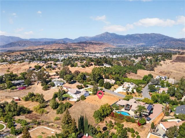0 South, Redlands, CA 92373