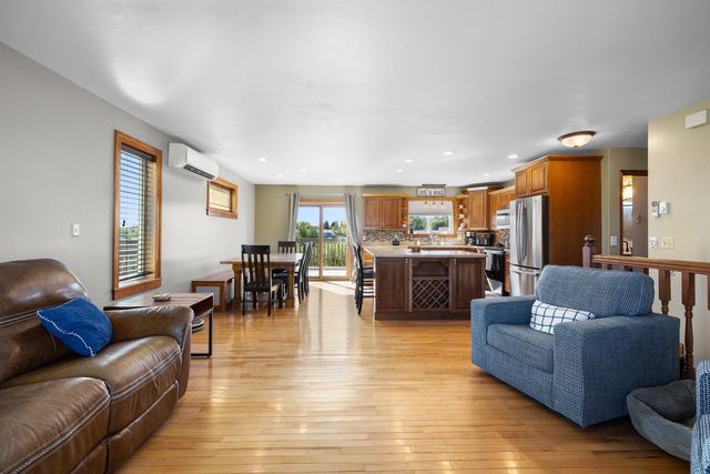 2500 62nd St SE, Minot, ND 58701