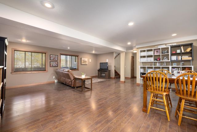 2500 62nd St SE, Minot, ND 58701