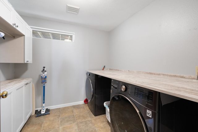 2500 62nd St SE, Minot, ND 58701