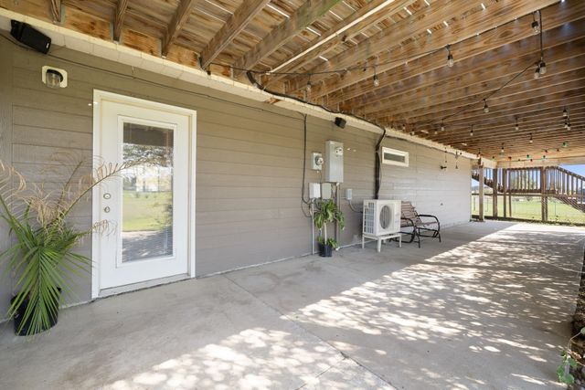 2500 62nd St SE, Minot, ND 58701