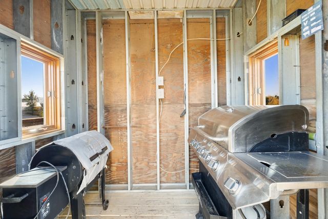 2500 62nd St SE, Minot, ND 58701