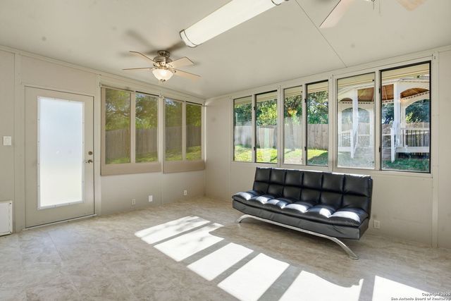 14114 kint circle, San Antonio, TX 78247