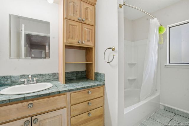 14114 kint circle, San Antonio, TX 78247