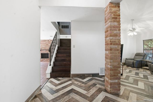 14114 kint circle, San Antonio, TX 78247