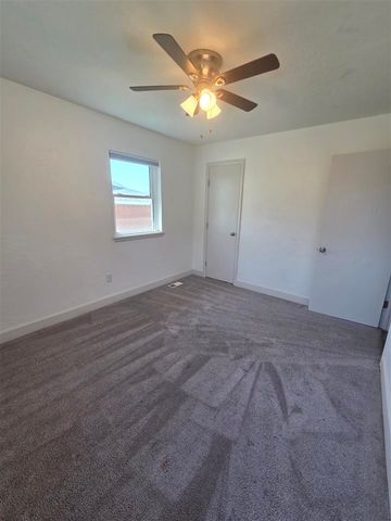 449 NW 53rd St, Lawton, OK 73505