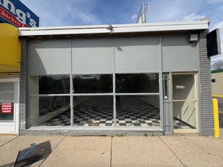 16279 East 11 Mile Road, Roseville, MI 48066