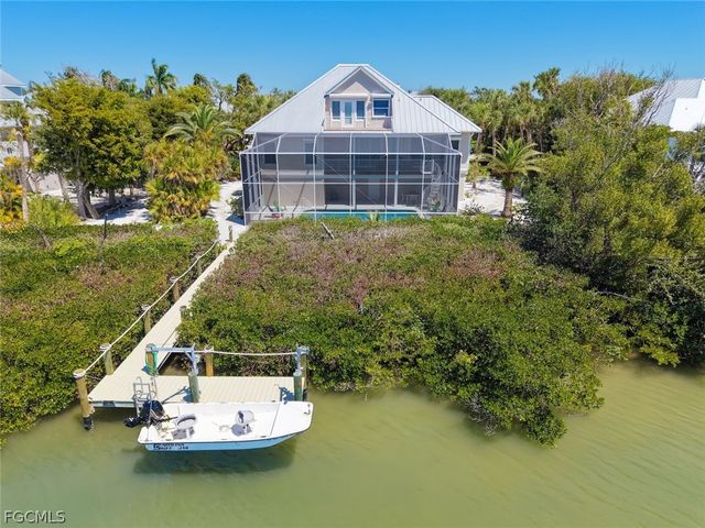 5427 Osprey CT, Sanibel, FL 33957