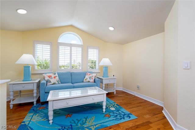 5427 Osprey CT, Sanibel, FL 33957