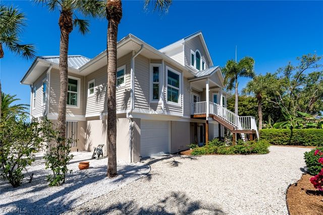 5427 Osprey CT, Sanibel, FL 33957