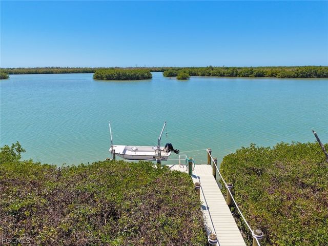 5427 Osprey CT, Sanibel, FL 33957