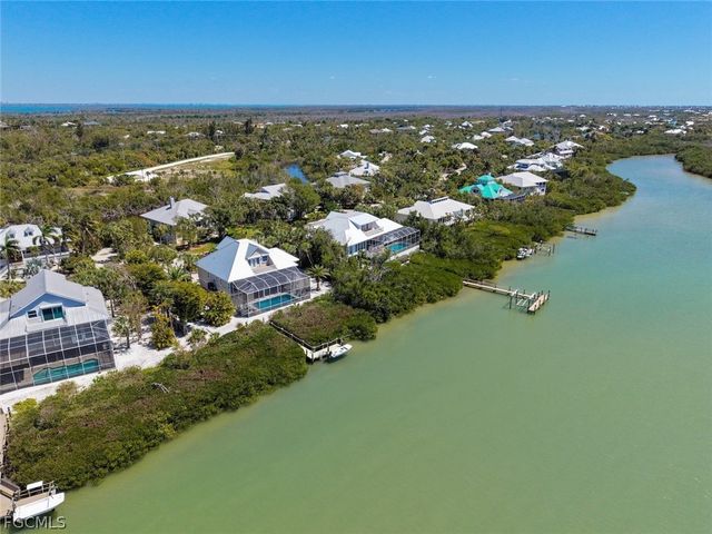 5427 Osprey CT, Sanibel, FL 33957