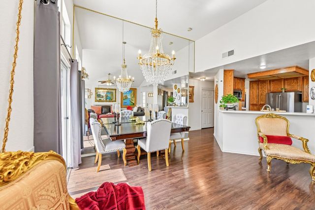 8101 Arroyo Vista Dr, Sacramento, CA 95823