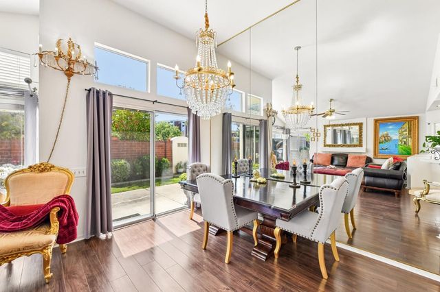 8101 Arroyo Vista Dr, Sacramento, CA 95823