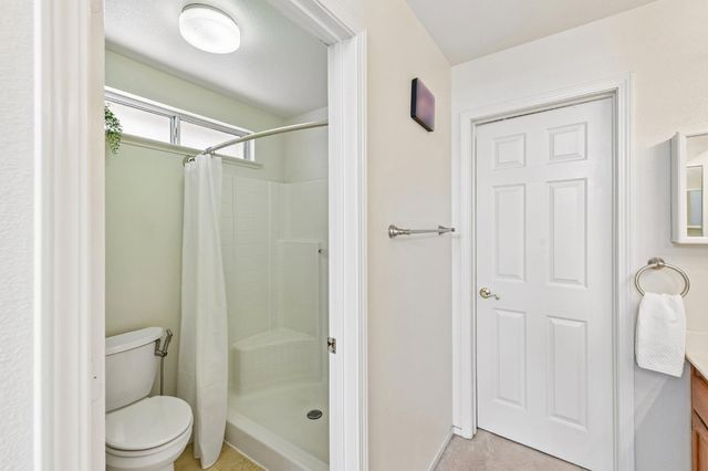 8101 Arroyo Vista Dr, Sacramento, CA 95823