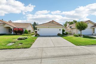 8101 Arroyo Vista Dr, Sacramento, CA 95823