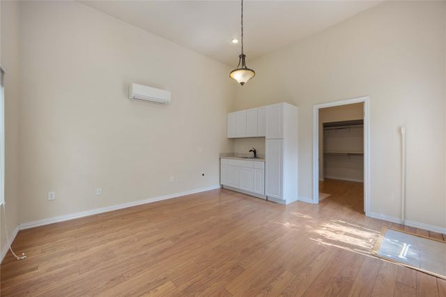 11930 Carriage Hill Drive, Houston, TX 77077