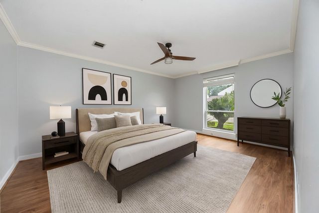 11930 Carriage Hill Drive, Houston, TX 77077