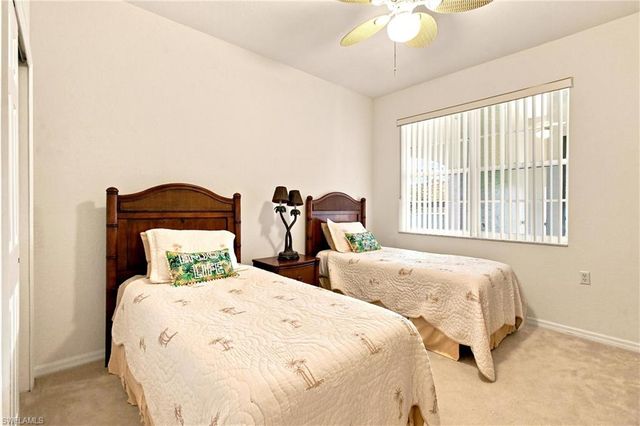 4874 Hampshire CT 303, Naples, FL 34112