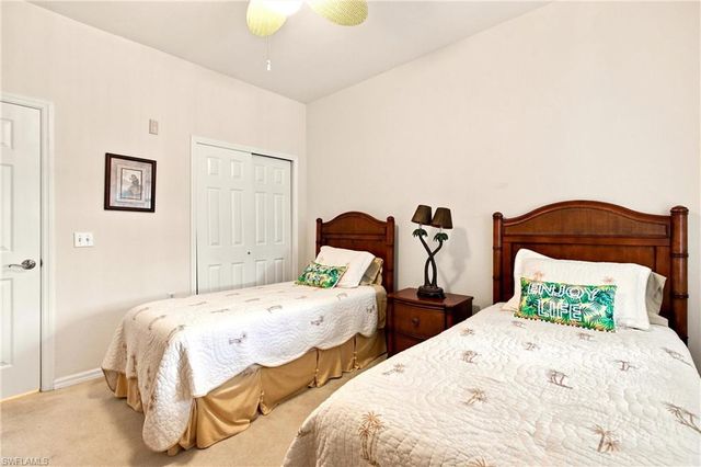 4874 Hampshire CT 303, Naples, FL 34112