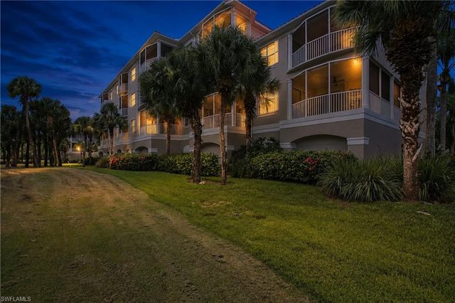 4874 Hampshire CT 303, Naples, FL 34112