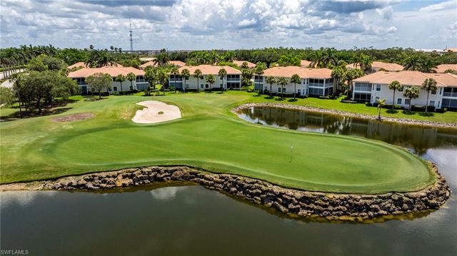 4874 Hampshire CT 303, Naples, FL 34112