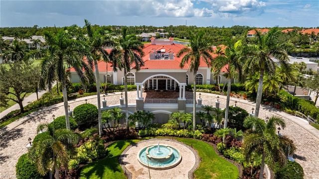 4874 Hampshire CT 303, Naples, FL 34112
