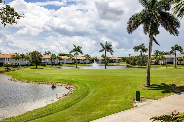 4874 Hampshire CT 303, Naples, FL 34112