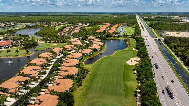 4874 Hampshire CT 303, Naples, FL 34112