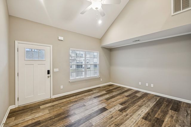 3219 Clemons Cir, Murfreesboro, TN 37128