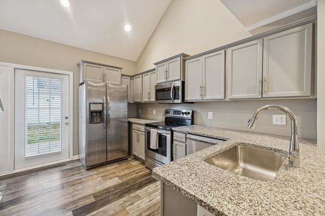 3219 Clemons Cir, Murfreesboro, TN 37128