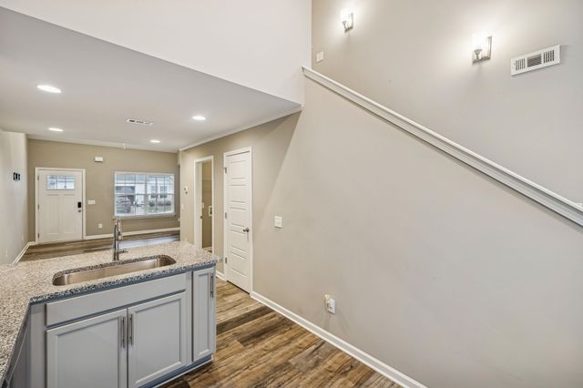 3219 Clemons Cir, Murfreesboro, TN 37128