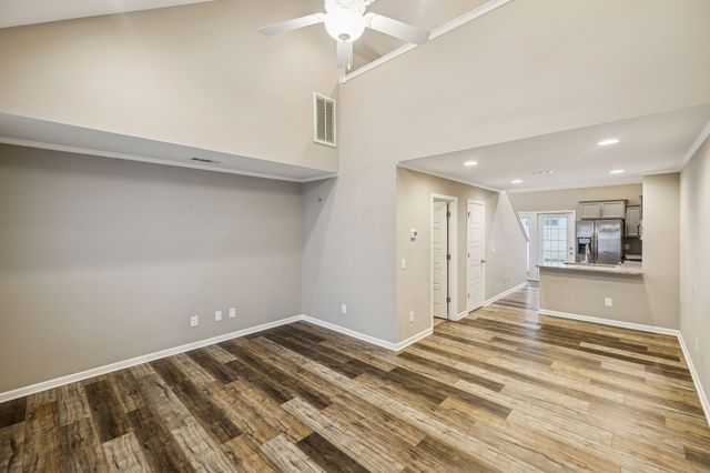 3219 Clemons Cir, Murfreesboro, TN 37128