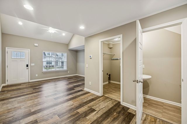 3219 Clemons Cir, Murfreesboro, TN 37128